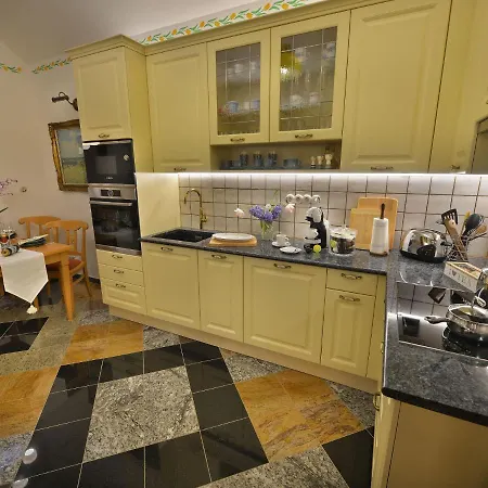 Charming Downtown Flat Appartement