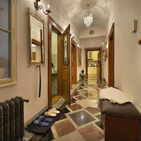 Charming Downtown Flat Appartement