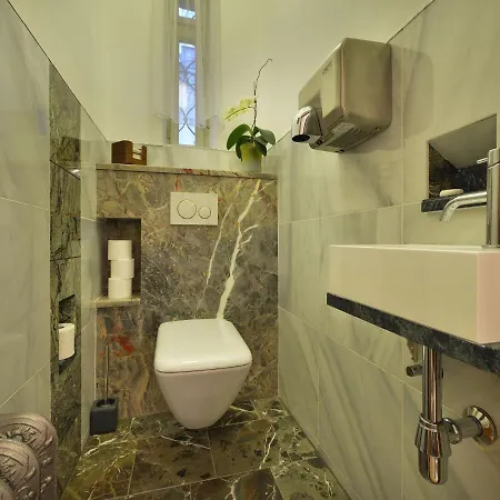 Apartment Luxurious Near River In Cezch Republic *