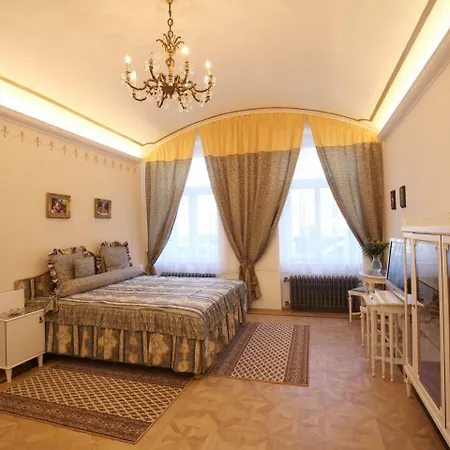 Luxurious Near River In Cezch Republic Apartment