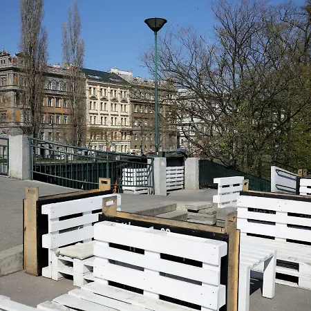 Luxurious Near River In Cezch Republic